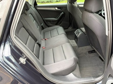 Audi A4 B8 Limousine Facelifting 1.8 TFSI 170KM 2013 Audi A4 Limousine 1.8 benzyna 170 KM manual Xenony, zdjęcie 13