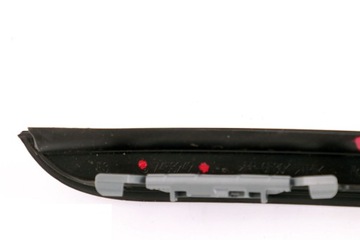 BMW F40 Накладка скребка на стекло, передняя левая 7453949