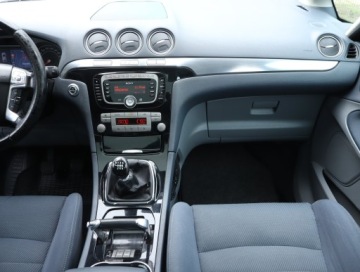 Ford S-Max I Van 2.0 TDCi 140KM 2010 Ford S-Max 2.0 TDCi, Klima, Klimatronic, Tempomat, zdjęcie 7