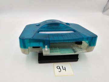 КОНСОЛЬ NINTENDO 64, ЕВРОПЕЙСКАЯ ВЕРСИЯ, ПРОЗРАЧНАЯ СИНЯЯ + ОРИГИНАЛЬНЫЕ АКСЕССУАРЫ