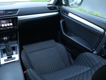 Skoda Superb III Liftback Facelifting 2.0 TSI 190KM 2021 Skoda Superb 2.0 TSI, Salon Polska, 1. Właściciel, zdjęcie 7
