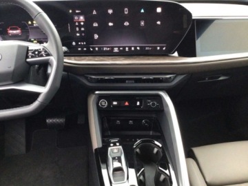 Audi Q5 II SUV Facelifting 2.0 40 TFSI MHEV 204KM 2026 2.0 TFSI quattro S line (204 KM) Dach szklany panoramiczny + Hak, zdjęcie 7