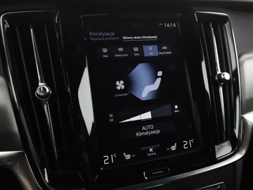 Volvo V90 II Kombi 2.0 D4 190KM 2017 Volvo V90 4x4 automat czekladowe skóry full LED, zdjęcie 27