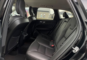 Volvo XC60 II 2023 Volvo XC 60 B4 FullLed El.Klapa Fotele Pamieci Skora Kamera Line Assist Gw, zdjęcie 20