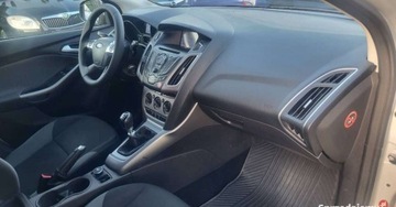 Ford Focus III Kombi Facelifting 1.6 TDCi 115KM 2014 Ford Focus Ford Focus 1.6 TDCi Kombi Serwisowany Klima Bez rdzy 186 ty, zdjęcie 4