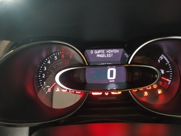 Renault Clio IV Hatchback 5d Facelifting 1.2 75KM 2017 Renault Clio 1,2 75KM Limited ,Bezwypadkowy, zdjęcie 2