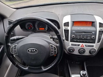 Kia Ceed I Hatchback 1.4 109KM 2007 Kia Ceed Piekna klimatyzacja bez rdzy 1.4 Benzyna 109KM, zdjęcie 24