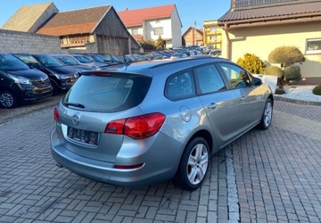 Opel Astra J Sports Tourer 1.4 Turbo ECOTEC 120KM 2011 Opel Astra Opel Astra 1.4 Benzyna 120KM, zdjęcie 3