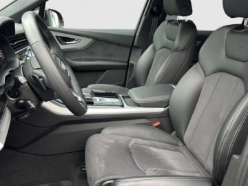 Audi Q8 2025 AUDI Q8 / E-Tron SQ8 TFSI quattro Suv 4.0 (503KM) 2025, zdjęcie 3