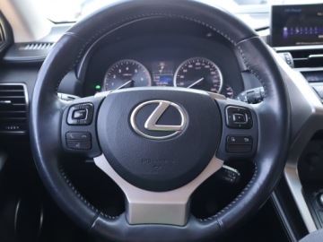 Lexus NX I SUV 300h 197KM 2014 Lexus NX 300h, Salon Polska, 4X4, Automat, Skóra, zdjęcie 16