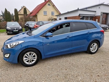 Hyundai i30 II Wagon 1.6 GDI 135KM 2013 Hyundai i30 Sliczny 1.6 benzyna z Niemiec zarejestrowany bezwypadkowy gwar, zdjęcie 3
