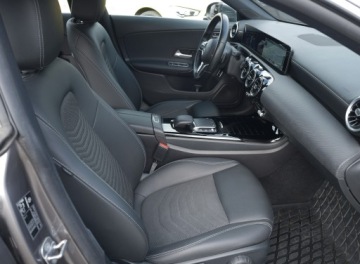 Mercedes CLA C118/X118 2023 Mercedes CLA 200 ACC hak Blis Sam Parkuje Kamera Full-Led Carplay Ele.Klapa, zdjęcie 21