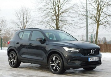 Volvo XC40 Crossover Facelifting 2.0 B4 197KM 2022 Volvo XC 40 2.0T R-Design z Gwarancja Model 2022r 2.0 Benzyna 197KM, zdjęcie 2