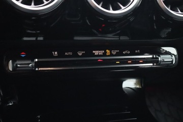 Mercedes Klasa A W177/V177 Hatchback 1.3 200 163KM 2022 Mercedes A A 200, Salon Polska, 1. Właściciel, zdjęcie 15