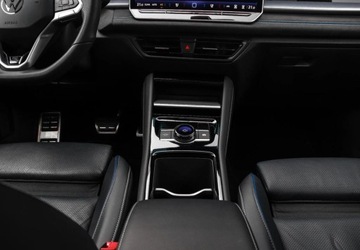 Volkswagen Tayron 2025 Volkswagen Tayron 2.0 TDI 193KM 4MOTION R-Line Dach Panoramiczny Hak LED M, zdjęcie 17