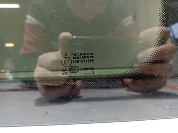 FORD TOURNEO CONNECT MK3 SKLO (OKNO) KAROSERIE PRAVÁ ZADNÍ