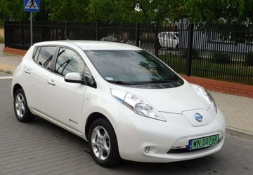 Nissan Leaf I Hatchback 5d Elektryczny 109KM 2015 Nissan Leaf Bezwypadkowy100%_Model_2016r, zdjęcie 1