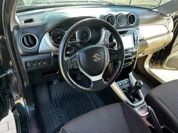 Suzuki Vitara III SUV 1.6 VVT 120KM 2017 Suzuki Vitara 1Ręka! Kamera Grzane fotele, zdjęcie 8