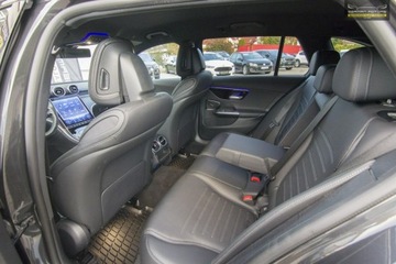 Mercedes Klasa C W206 Kombi 2.0 220d 200KM 2022 Mercedes C 220 AMG Night / 4Matic, zdjęcie 29