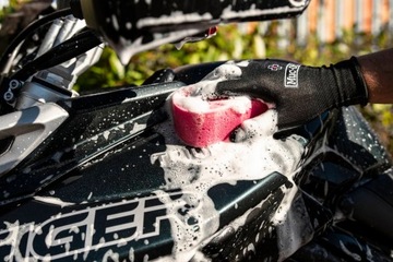 Губка для мытья мотоциклов Muc OFF в вакуумной упаковке