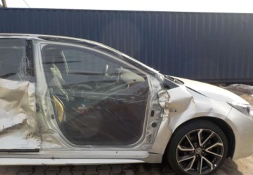 Toyota Corolla XII Hatchback 1.8 Hybrid 122KM 2019 Toyota Corolla Okazja 1.8 Hybryda 122KM, zdjęcie 10