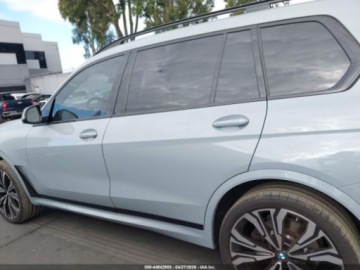 BMW X7 2024 BMW X7 2024 BMW X7 XDRIVE40I 3.0 Benzyna 375KM, zdjęcie 13