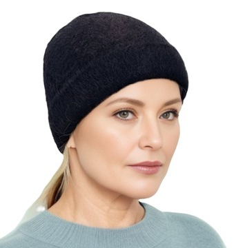 ШАПКА WŁOCHACZ ЖЕНСКАЯ МОЛОДЕЖНАЯ, черная