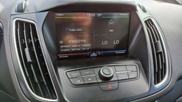 Ford C-MAX II Grand C-MAX Facelifting 1.5 TDCi 120KM 2015 Ford C-MAX LIFT 1.5D 120kM Led Navi Grzana Szyba Temp. Zarejestrowany GWAR, zdjęcie 32