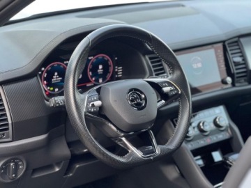 Skoda Kodiaq I SUV 2.0 TDI SCR 200KM 2021 Skoda Kodiaq Sportline 2.0 TDI 200KM 4x4 DSG 7-osobowy Matrix LED Hak, zdjęcie 10