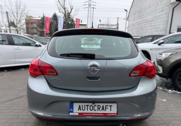 Opel Astra J Hatchback 5d Facelifting 1.6 Twinport ECOTEC 115KM 2015 Opel Astra salon Polska , I wlasciciel, kamera cofania 1.6 Benzyna 115KM, zdjęcie 18