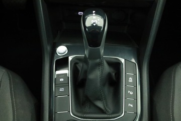 Volkswagen Tiguan II SUV Facelifting 2.0 TSI 190KM 2022 VW Tiguan 2.0 TSI, Salon Polska, 4X4, DSG, Klima, zdjęcie 15