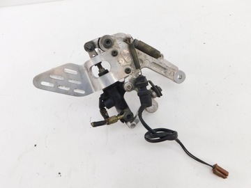 YAMAHA YZF600 R6 RJ09 КОМПЛЕКТ ПРАВАЯ ПОДНОГКА ВОДИТЕЛЯ