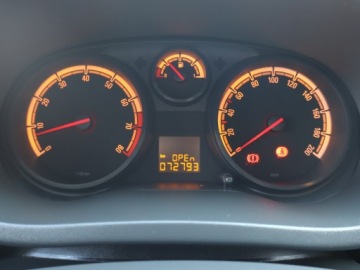 Opel Corsa D Hatchback 5d Facelifting 1.2 Twinport ECOTEC 70KM 2012 Opel Corsa 1.2 , Klima, Parktronic, zdjęcie 10