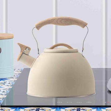 Чайник со свистком и ручкой, универсальный для всех плит, быстрозакипающий, бежевый.