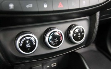 Fiat Tipo II Sedan Facelifting 1.0 T3 Turbo 100KM 2022 Fiat Tipo 1.0 T3 Life 2022 SalonPL Gwarancja od RiA Benzyna 100KM, zdjęcie 27