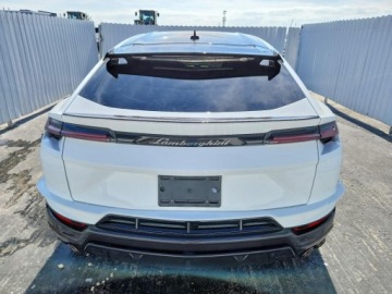 Lamborghini Urus 2024 Lamborghini Urus Performante 2024 4.0 Benzyna 657KM, zdjęcie 2