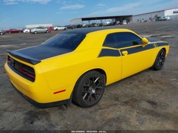 Dodge Challenger III 2017 Dodge Challenger Challenger rt 5.7 Benzyna 372KM, zdjęcie 3