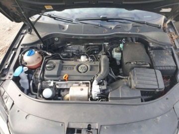 Volkswagen Passat B7 Limousine 1.4 TSI 122KM 2011 Volkswagen Passat Volkswagen Passat 1.4 benzyna 2011r 1.4 Benzyna 122KM, zdjęcie 15