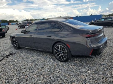 BMW Seria 7 G70 2023 BMW Seria 7 740i 2023 3.0l 3.0 Benzyna 375KM, zdjęcie 1