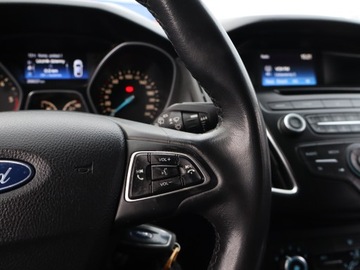 Ford Focus III Kombi Facelifting 1.6 TDCi 95KM 2015 Ford Focus 1.6 TDCi, Salon Polska, Serwis ASO, zdjęcie 15