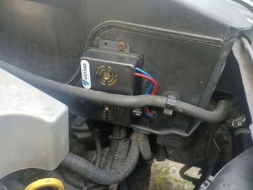 ЭФФЕКТИВНЫЙ АВТОМОБИЛЬНЫЙ ОТПУСКАТЕЛЬ ГРЫЗУНОВ, МЫШЕЙ, КРЫС И КУРОЧЕК ПОД КАПОТОМ