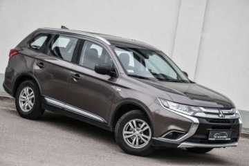 Mitsubishi Outlander III SUV Facelifting 2015 2.0 MIVEC 150KM 2016 Mitsubishi Outlander MITSUBISHI OUTLANDER 2.0 150KM HAK LED Gwarancja 12m-, zdjęcie 1