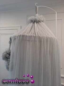 Шифоновая палатка BEDACHINE TIPI POMPONS