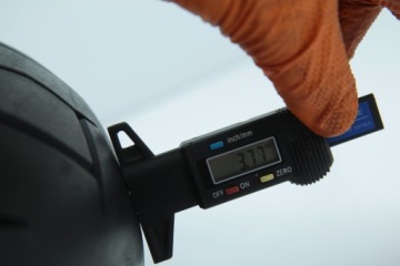 ШИНА PIRELLI DIABLO 180 55 R17 DOT1521