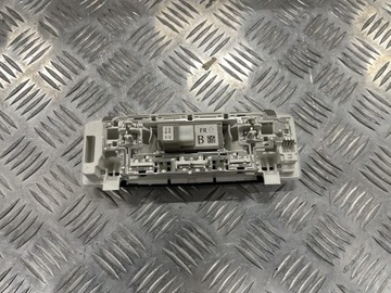 LAMPA POLSTROVÁNÍ NISSAN JUKE II F16 19-