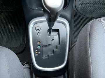 Toyota Yaris III Hatchback 5d Facelifting 1.33 Dual VVT-i 99KM 2015 Toyota Yaris 1.3 benzyna 99 KM automat zarej w PL zadbany mozliwa zam, zdjęcie 22