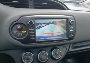 Toyota Yaris III Hatchback 5d Facelifting 2017 1.5 Dual VVT-iE 111KM 2017 Toyota Yaris 1.5 FV23 z Gwarancja 1.5 Benzyna 111KM, zdjęcie 10
