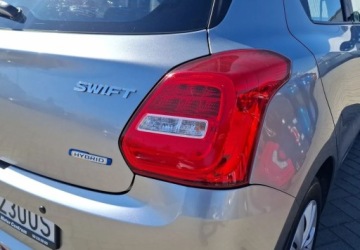 Suzuki Swift VI Hatchback Facelifting 1.2 DualJet SHVS 83KM 2021 Suzuki Swift serwisowany 1.2 Benzyna 83KM, zdjęcie 7