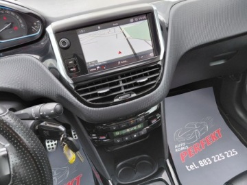 Peugeot 2008 I SUV Facelifting 1.6 BlueHDi 99KM 2017 Peugeot 2008 Navi Kamera Panorama Klimatronik Alu 1.6 Diesel 100KM, zdjęcie 23
