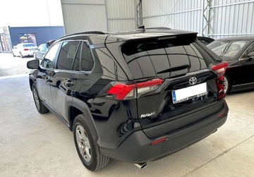 Toyota RAV4 V SUV Facelifting 2.0 Dual VVT-iE 173KM 2024 Toyota RAV4 RAV4 2.4 BENZ 204 KM 17.000 km 2024r Warszawa 2.0 Benzyna, zdjęcie 3